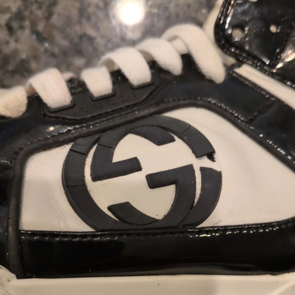 Gucci Black and White Athletic Shoes - Picture 9 of 15